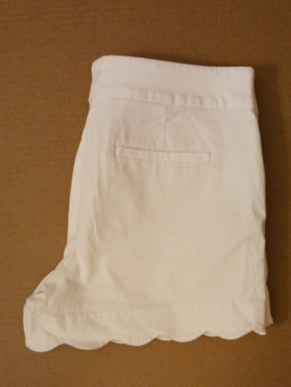 LOFT White Scalloped Hem Women's Shorts